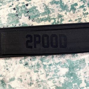2POOD 4” XS Weightlifting Belt in Snake Eyes (all black)